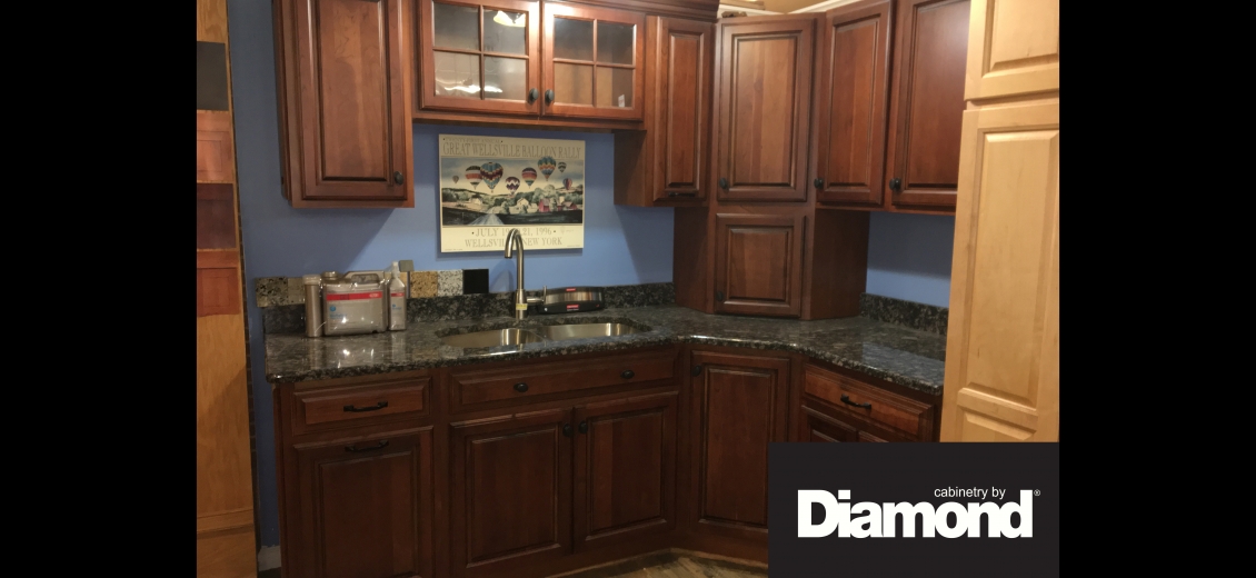 Diamond Distinction kitchen display at Sayre HEP Sales, 507 North Keystone Avenue